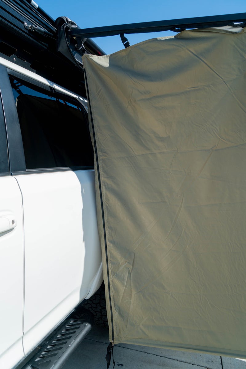 Roof rack mounted online shower tent